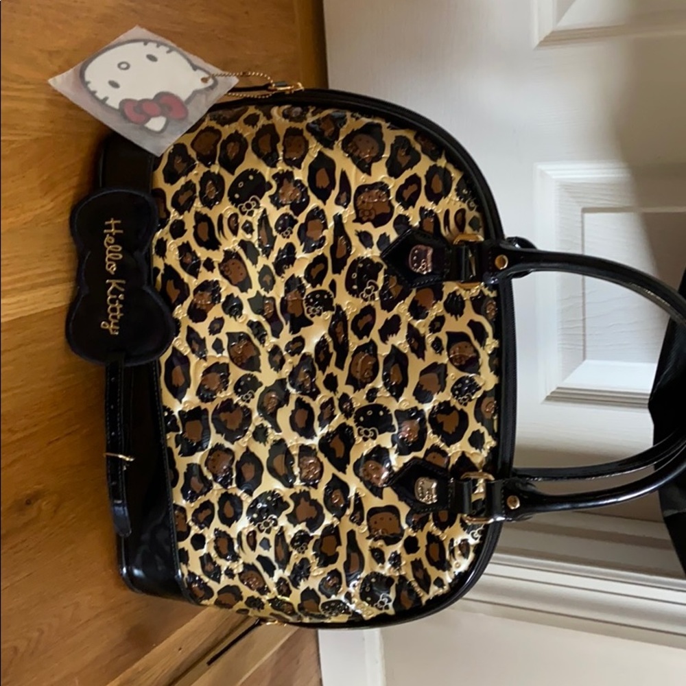 Hello Kitty Leopard Patent Leather Handbag